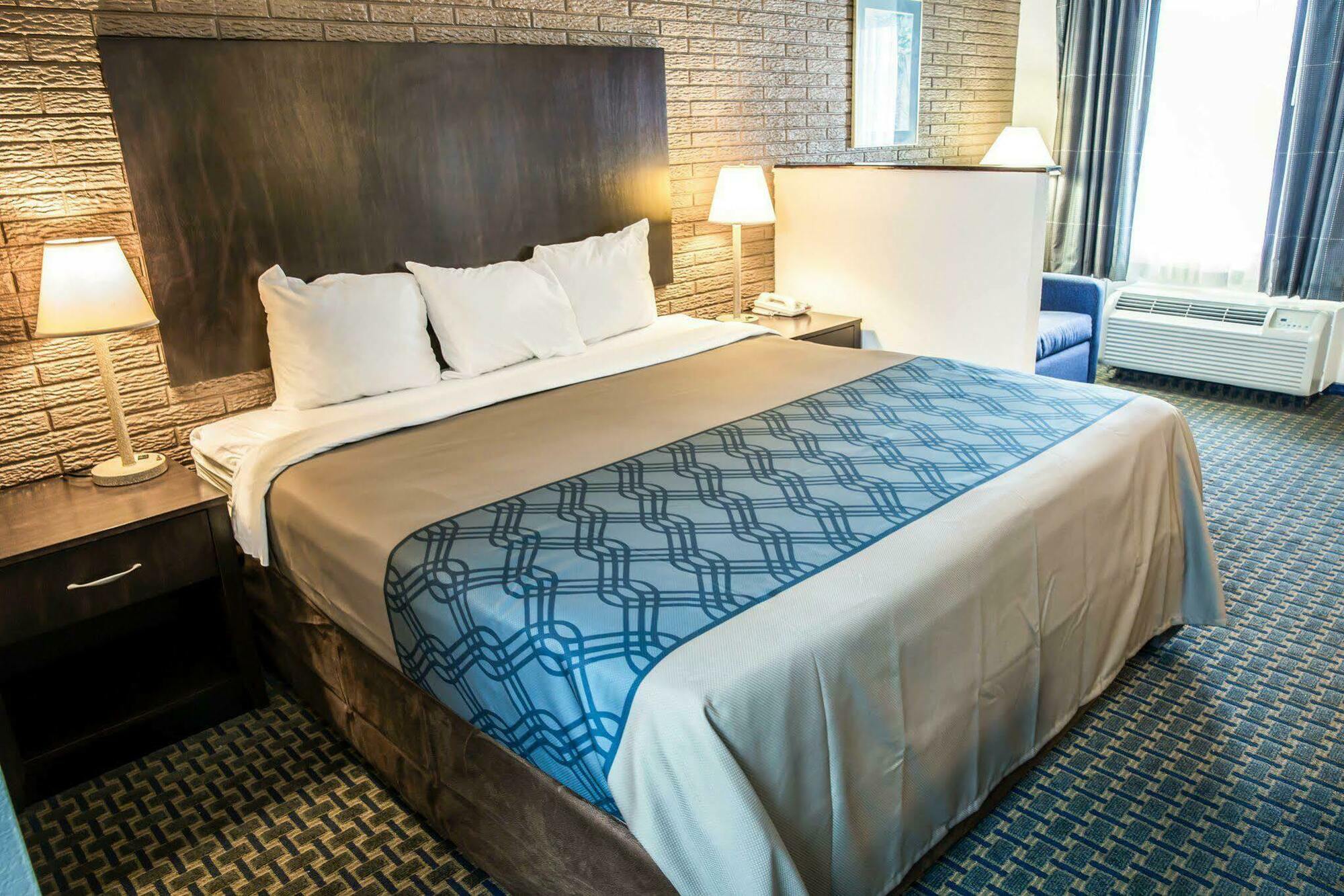 Rodeway Inn & Suites Wilmington North Buitenkant foto